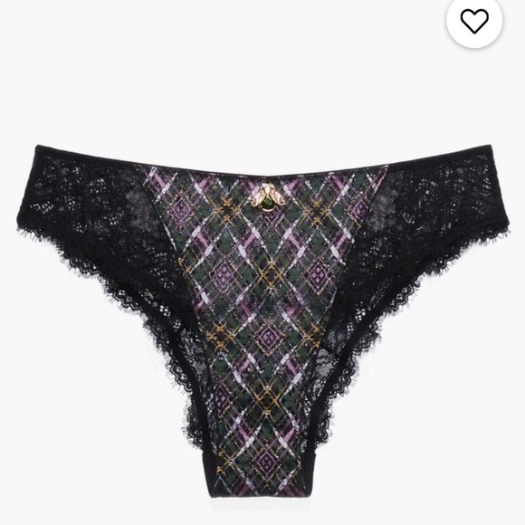 Savage X Fenty Lingerie: A Little Tart Balconette Bra and Panties - Picture 2 of 3